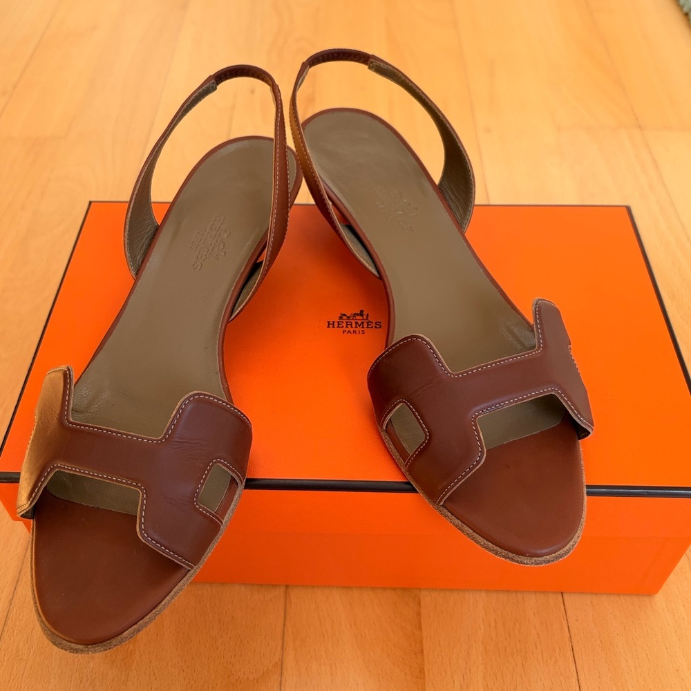 36.5 Hermes Brown Women's kitten heel sling back - Picture 2 of 7